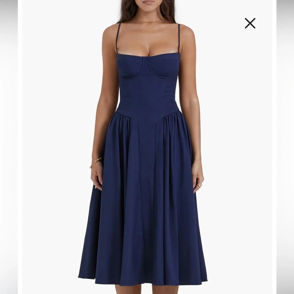 House of CB Samaria Corset Fit & Flare Dress Sz Medium NWOT - Picture 4 of 8